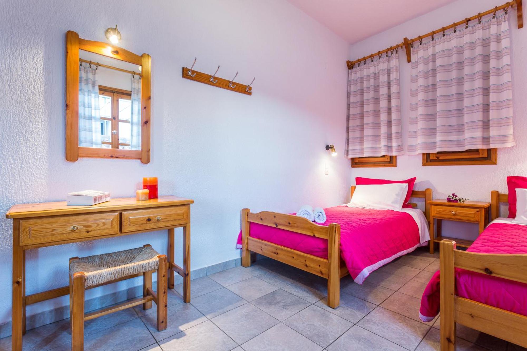Nikolaos Studios Apartments Skopelos Buitenkant foto