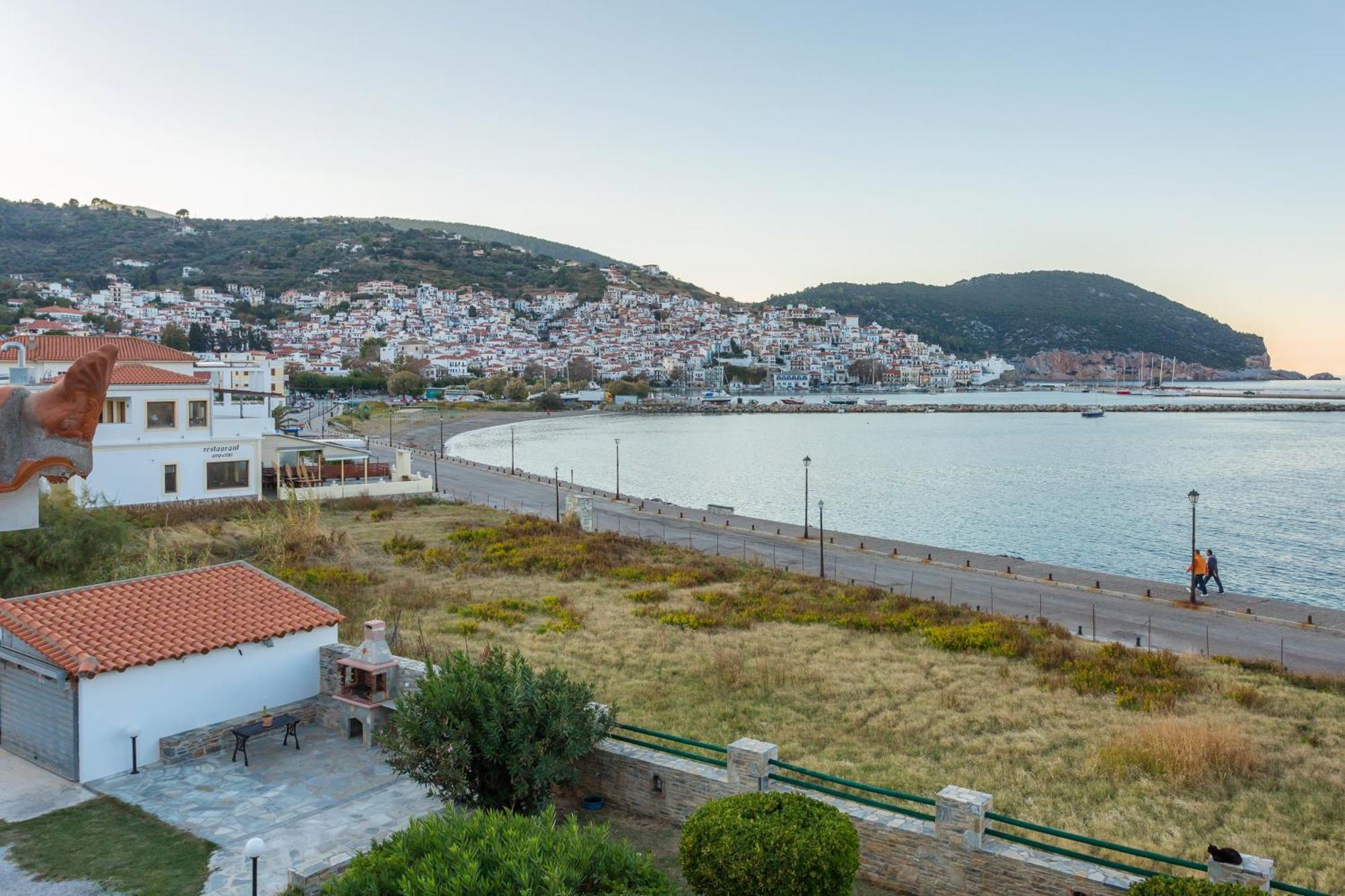Nikolaos Studios Apartments Skopelos Buitenkant foto