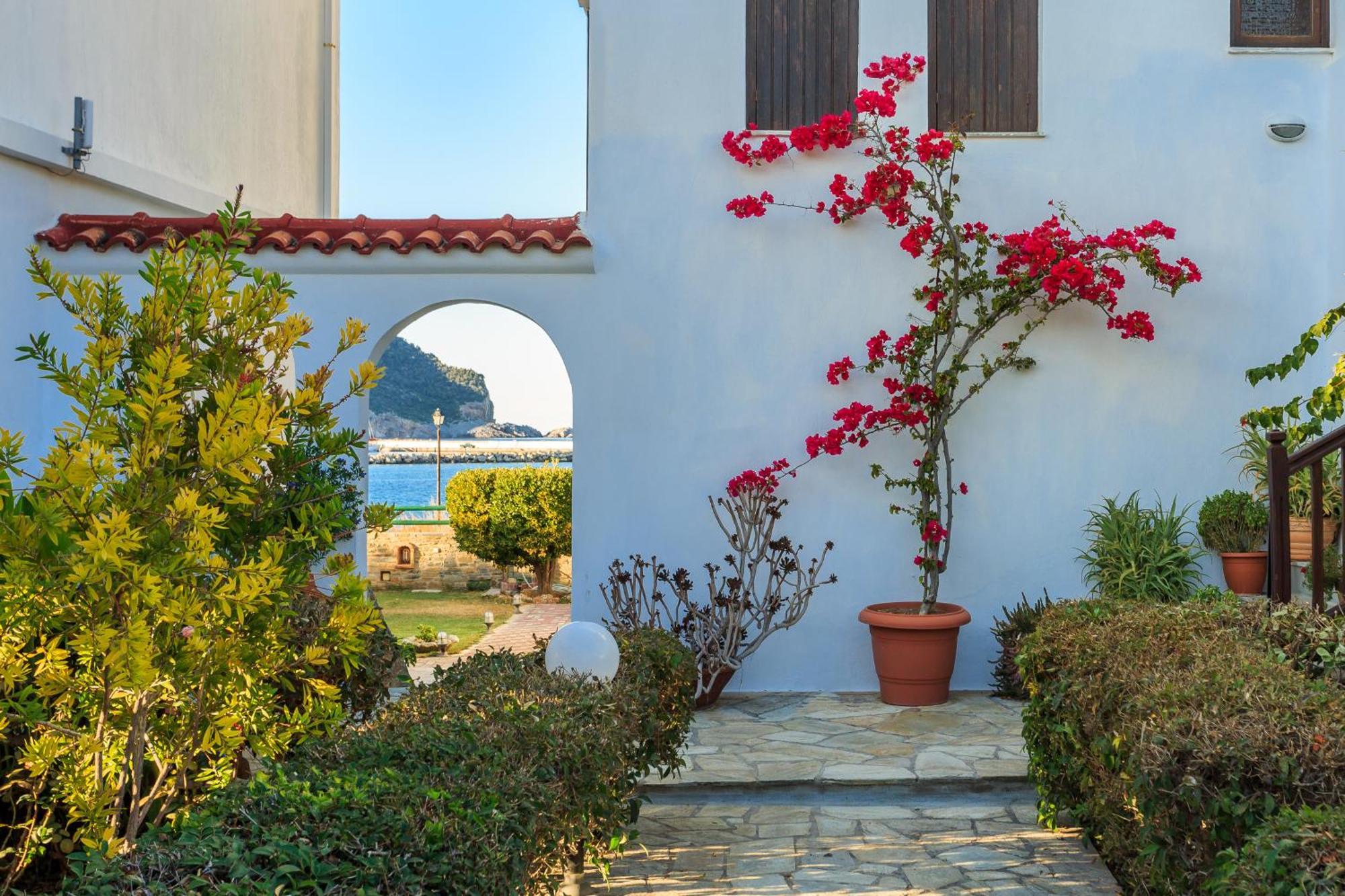 Nikolaos Studios Apartments Skopelos Buitenkant foto
