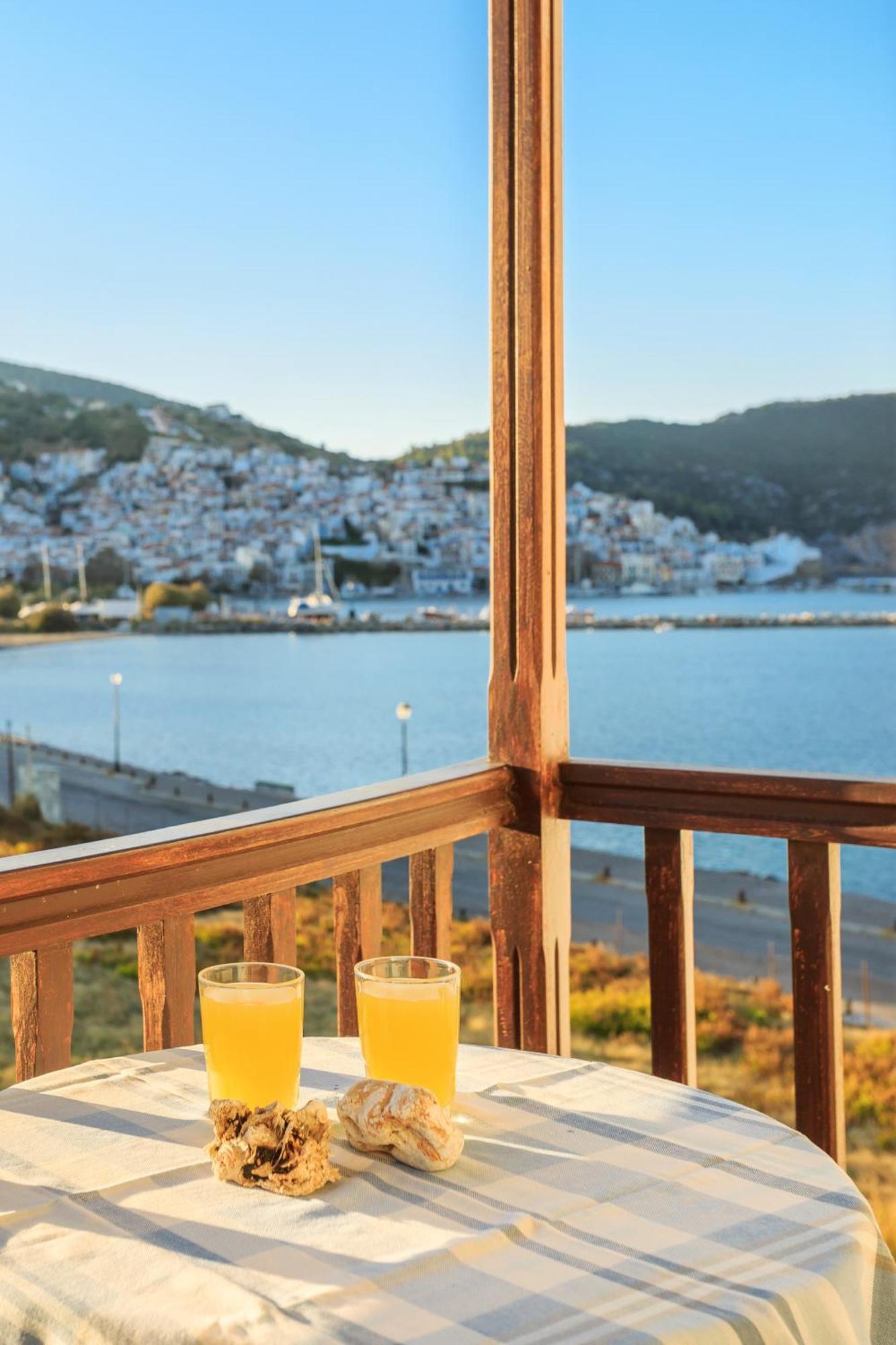 Nikolaos Studios Apartments Skopelos Buitenkant foto