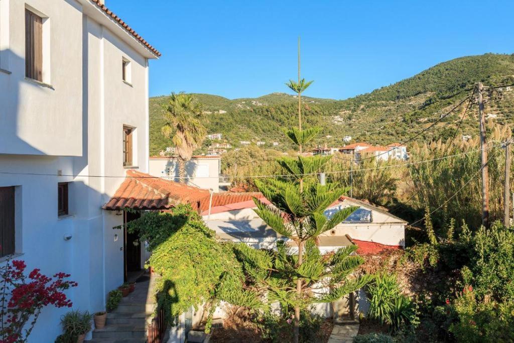 Nikolaos Studios Apartments Skopelos Buitenkant foto
