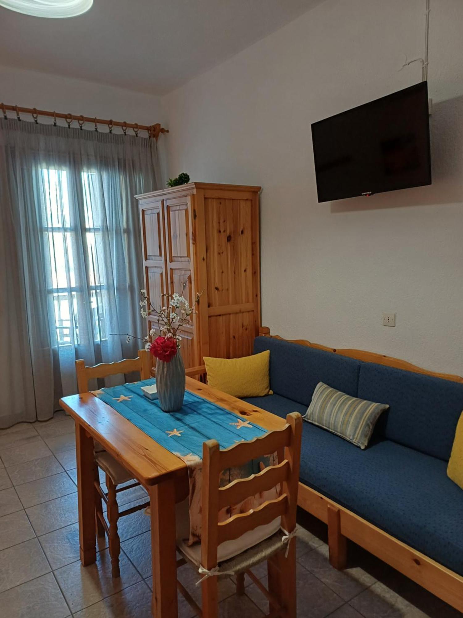 Nikolaos Studios Apartments Skopelos Buitenkant foto