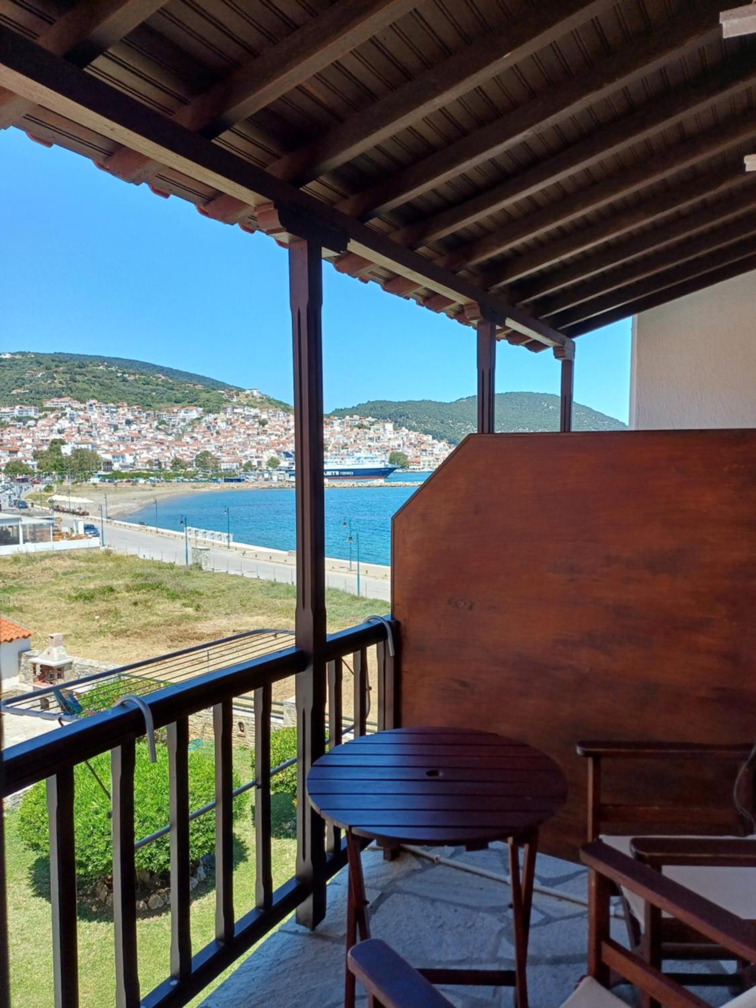 Nikolaos Studios Apartments Skopelos Buitenkant foto