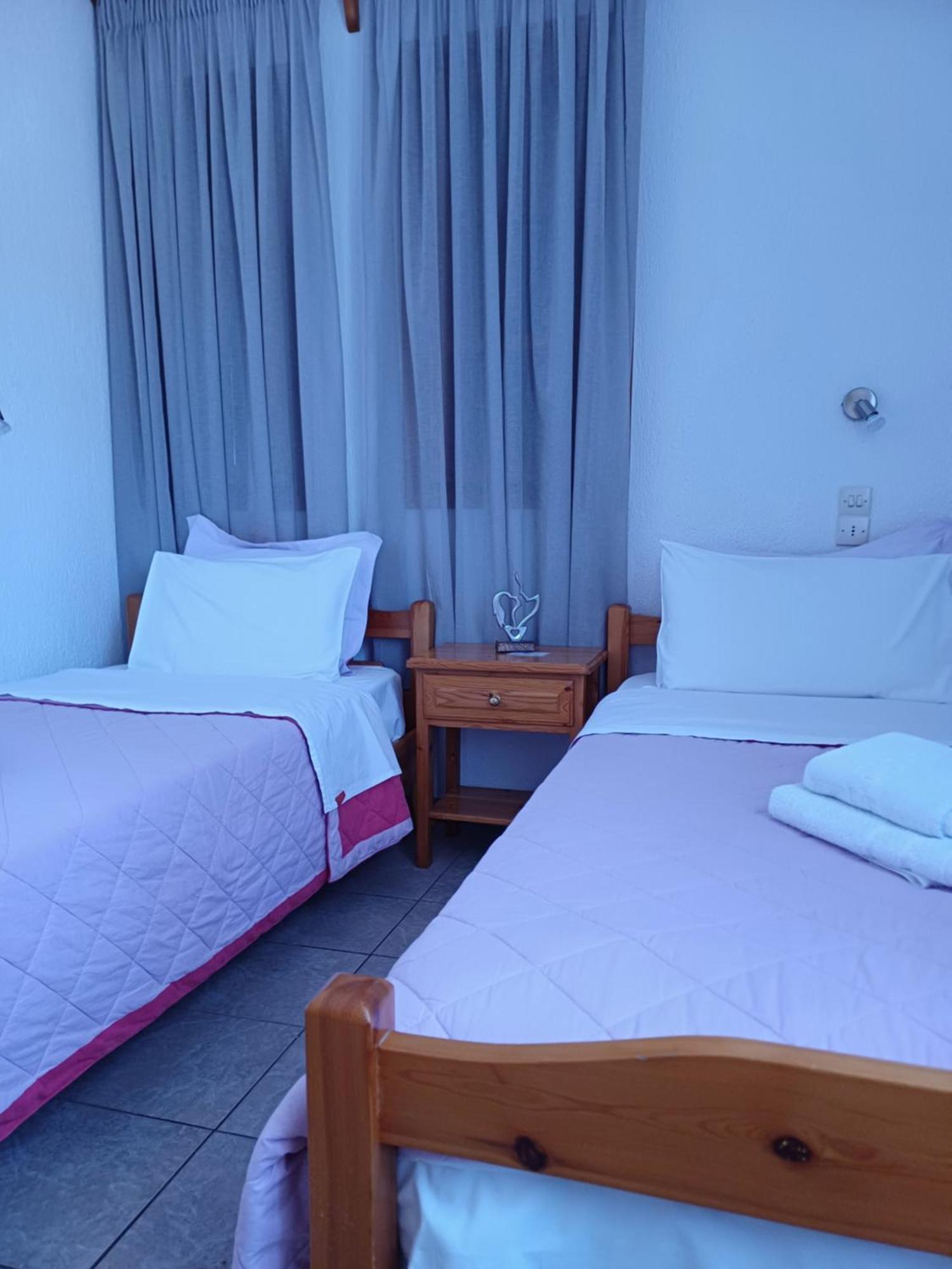 Nikolaos Studios Apartments Skopelos Buitenkant foto