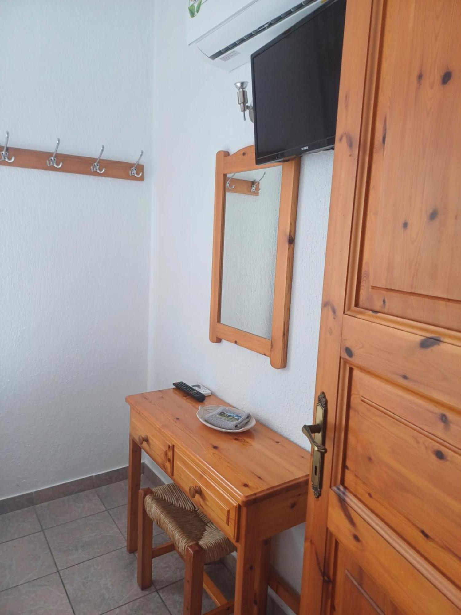 Nikolaos Studios Apartments Skopelos Buitenkant foto