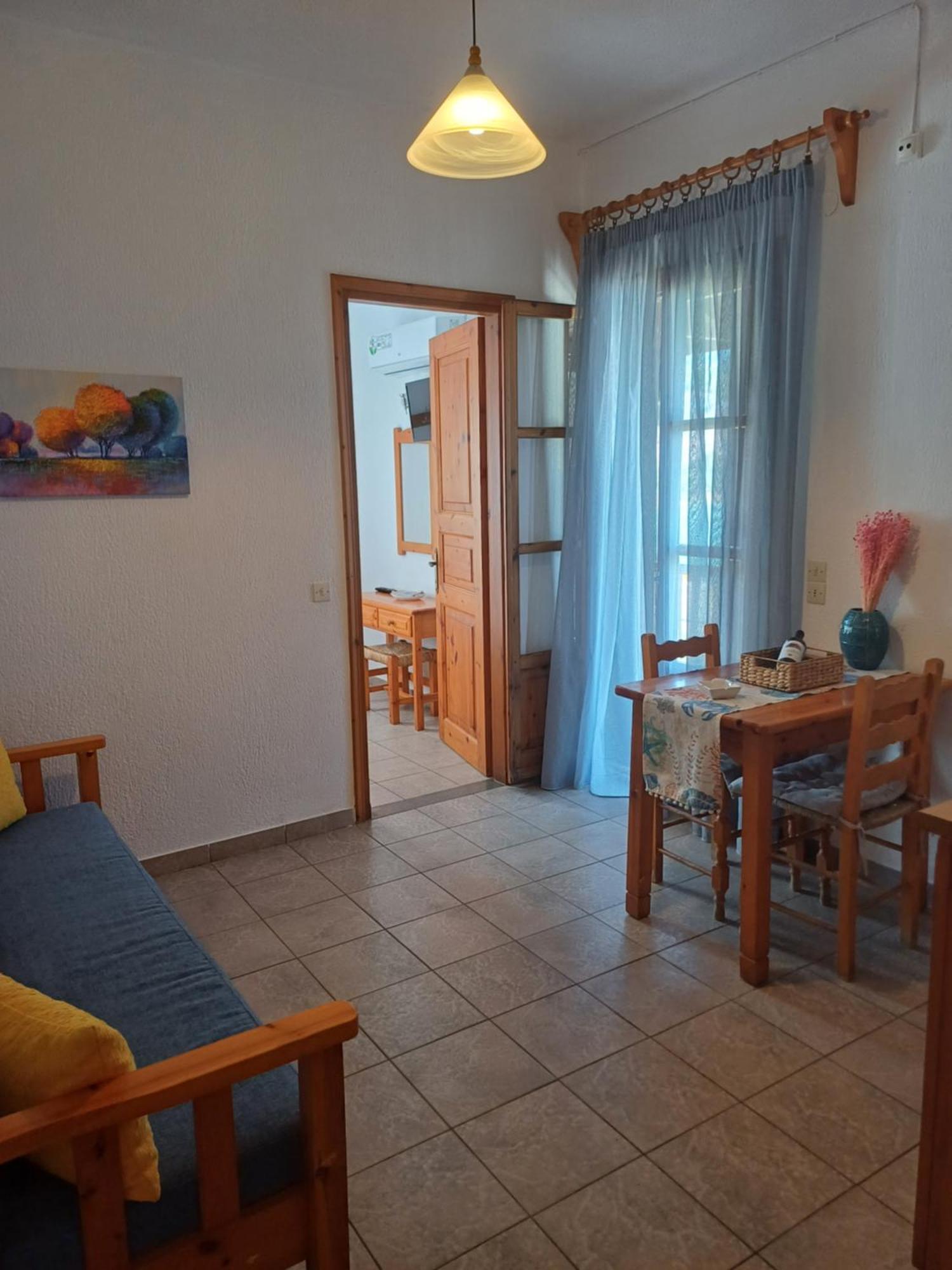 Nikolaos Studios Apartments Skopelos Buitenkant foto