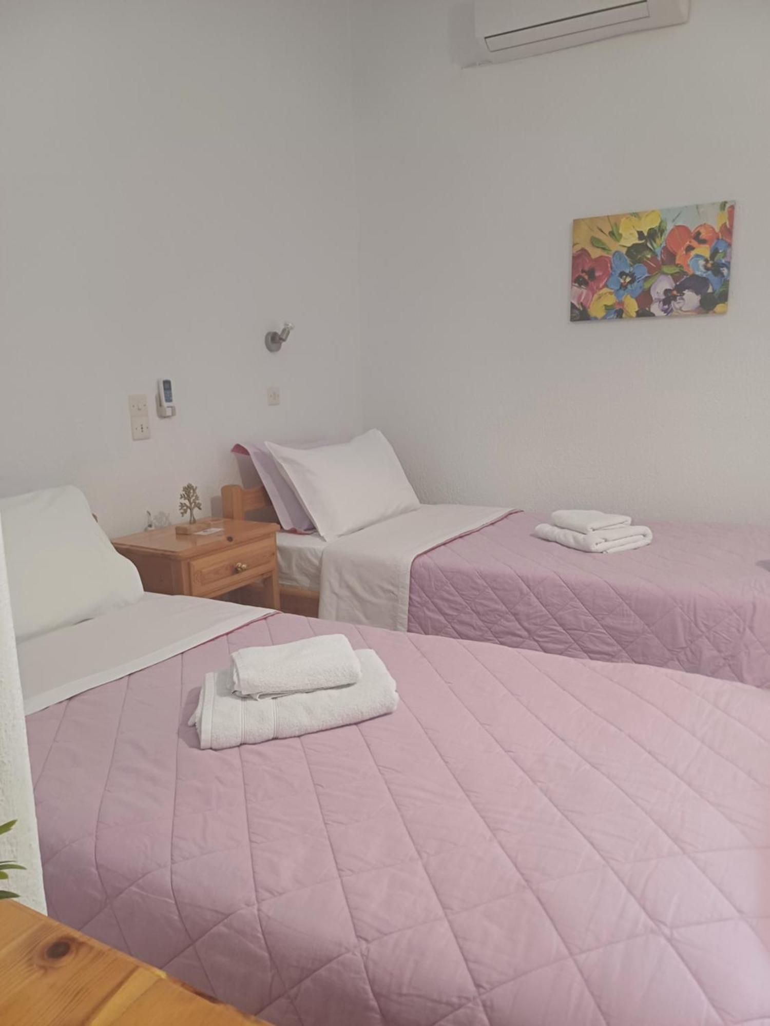 Nikolaos Studios Apartments Skopelos Buitenkant foto